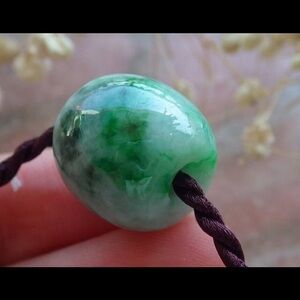 Elegant Green jadeite Jade lulutong Pendant Necklace certificate